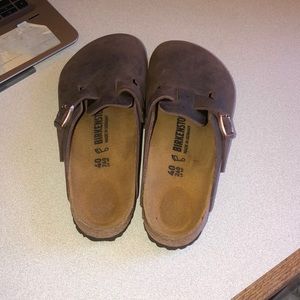 Brown Boston Styler Birkenstocks NWOT
